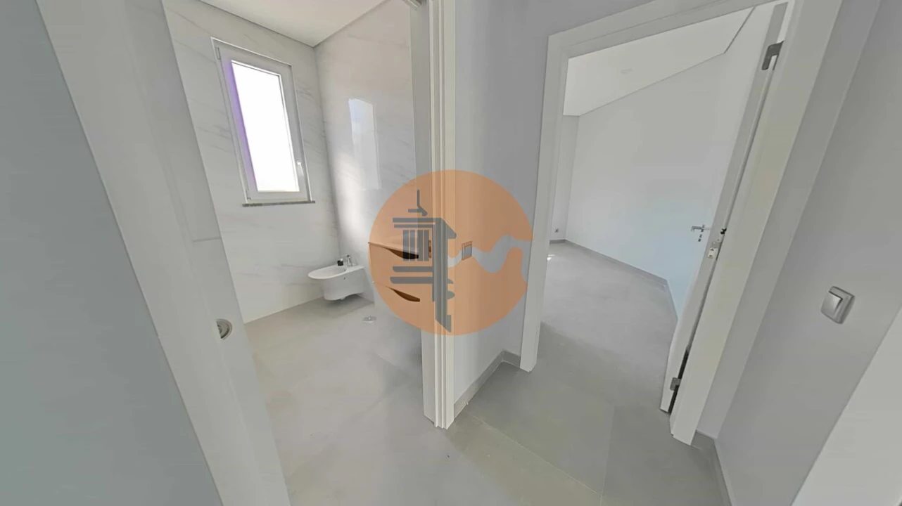Moradia T5 para Venda em Castro Marim Foto 50