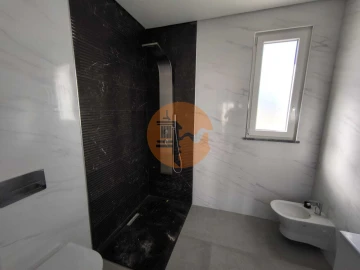 Moradia T5 para Venda em Castro Marim