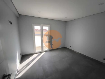 Moradia T5 para Venda em Castro Marim