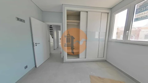 Moradia T5 para Venda em Castro Marim