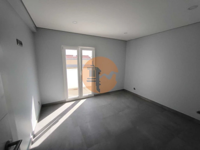 Moradia T5 para Venda em Castro Marim Foto 32