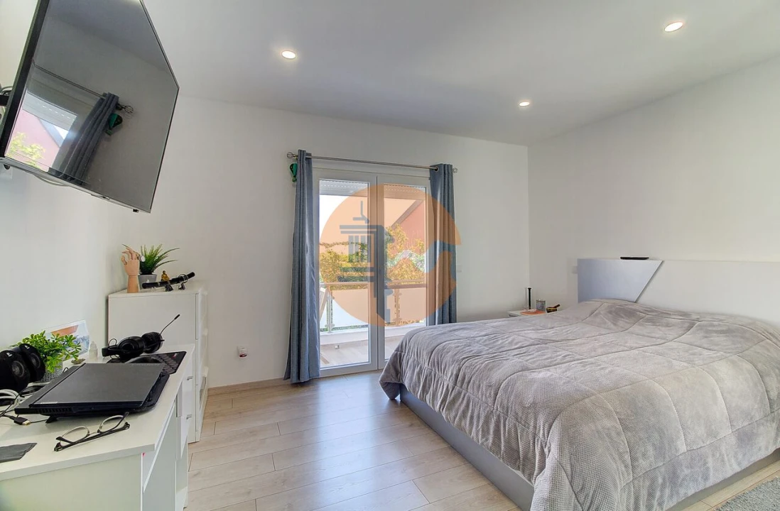 Moradia T2 para Venda em Vila Real de Santo Antonio Foto 25