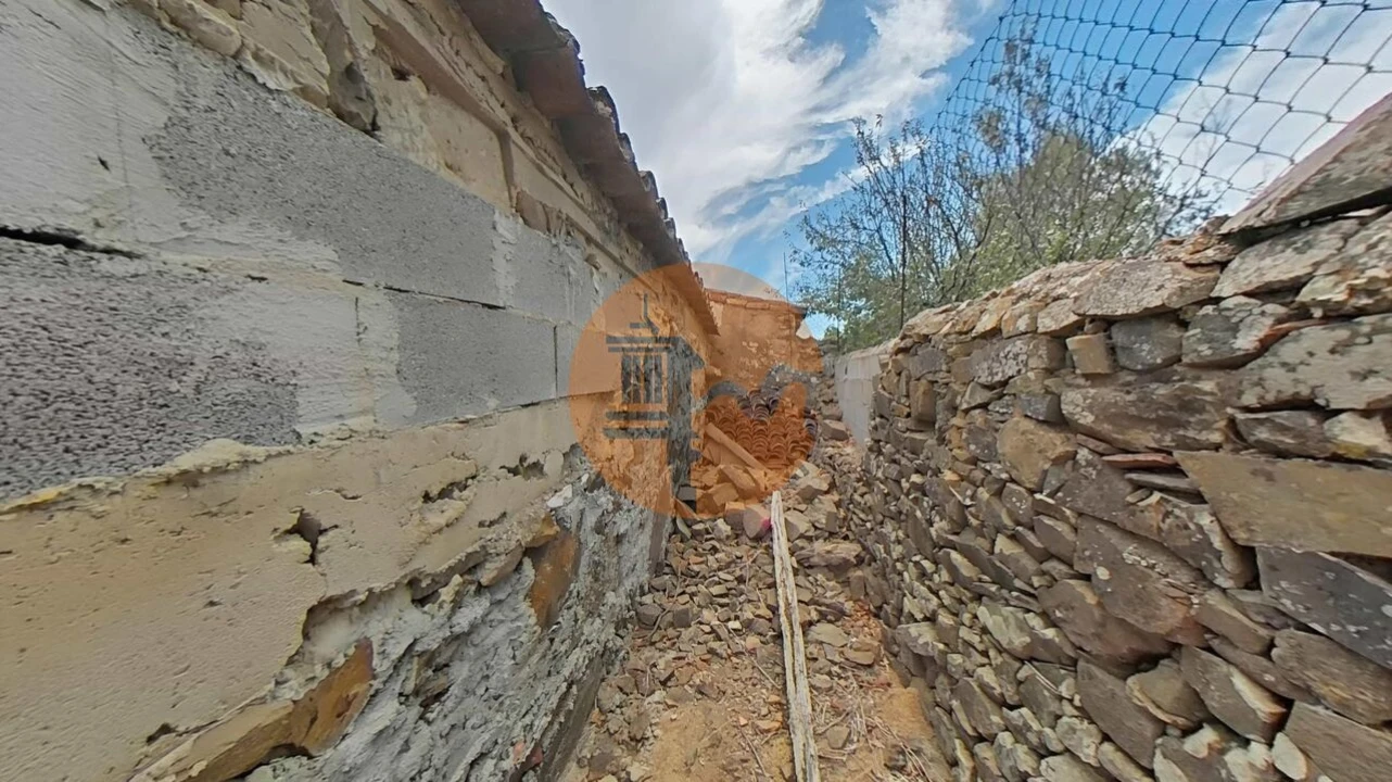 Moradia T3 para Venda em Odeleite Foto 61