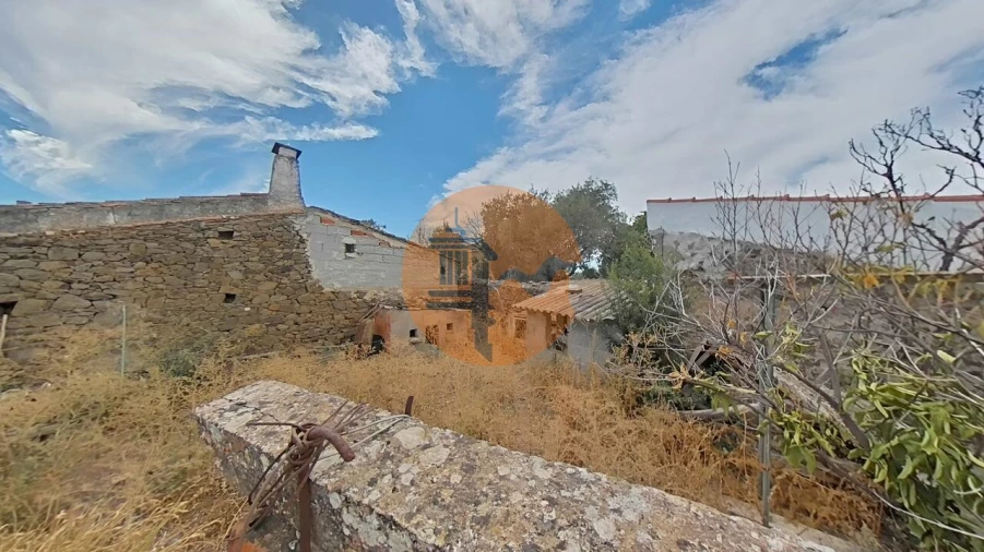 Moradia T3 para Venda em Odeleite Foto 60