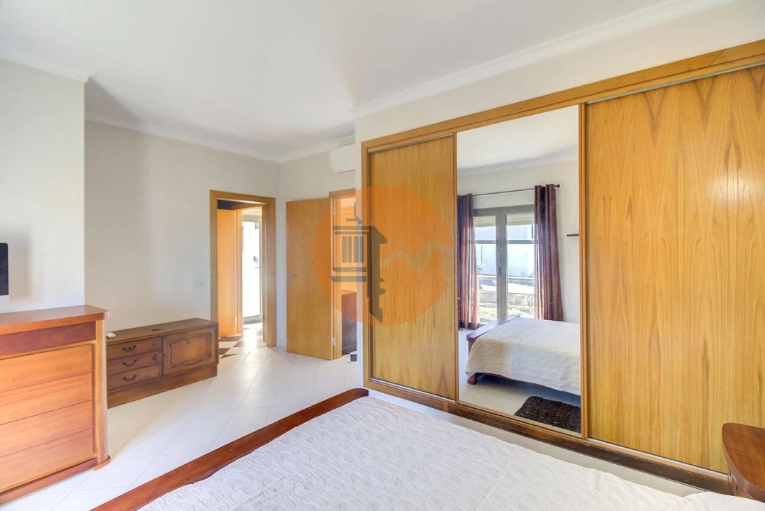 Moradia T4 para Venda em Altura Foto 14