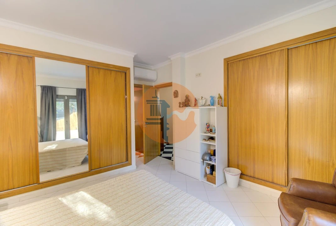 Moradia T4 para Venda em Altura Foto 30