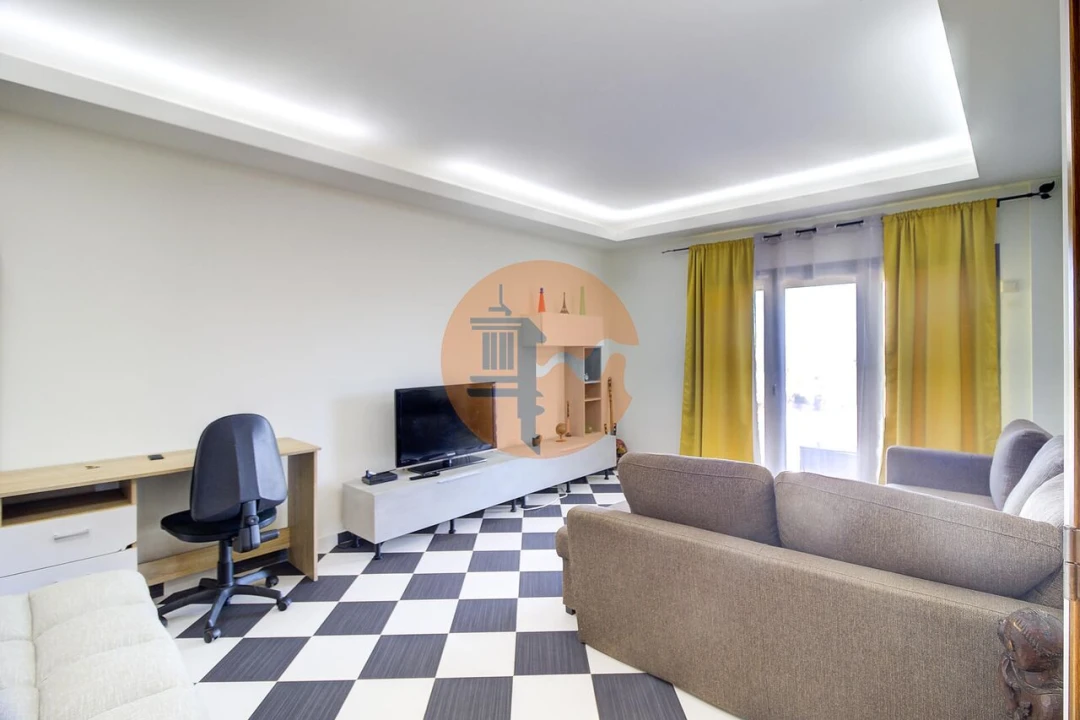 Moradia T4 para Venda em Altura Foto 37