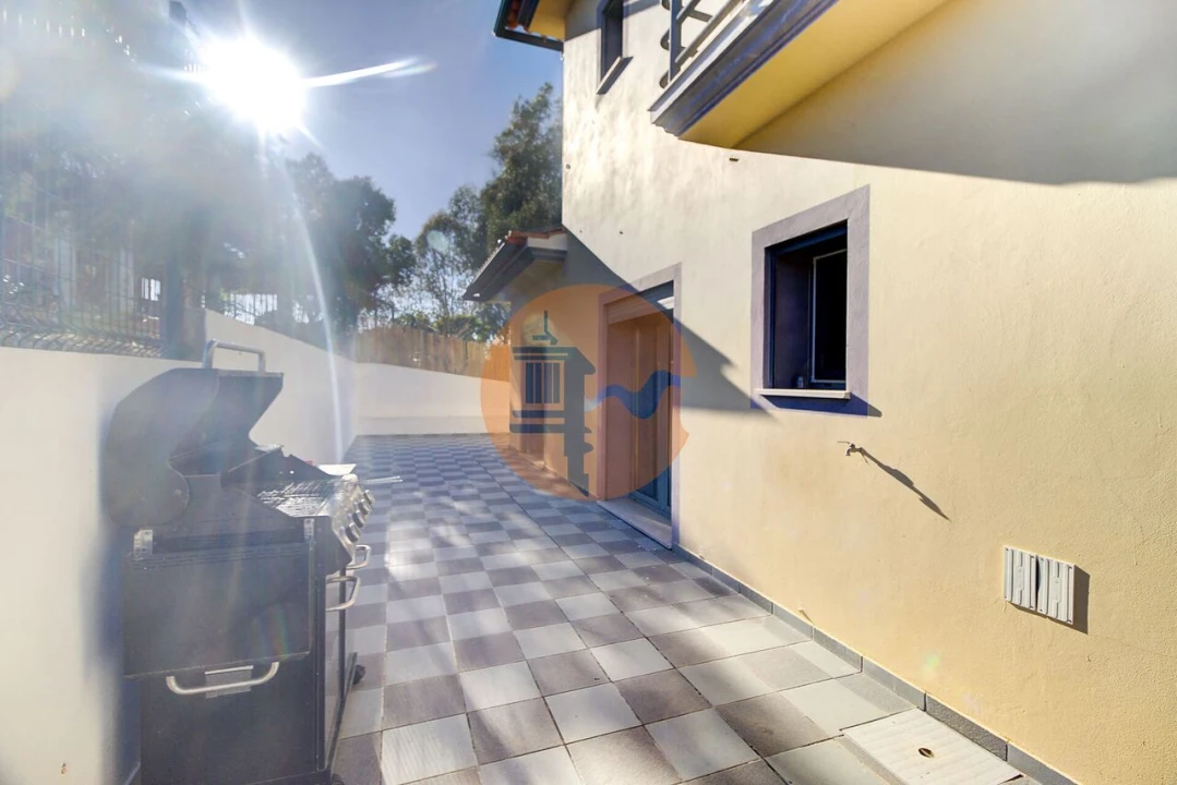 Moradia T4 para Venda em Altura Foto 44