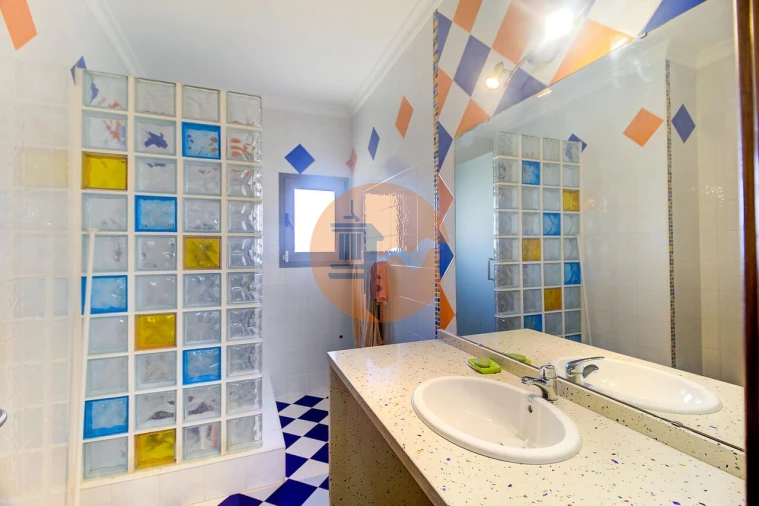 Moradia T4 para Venda em Altura Foto 35