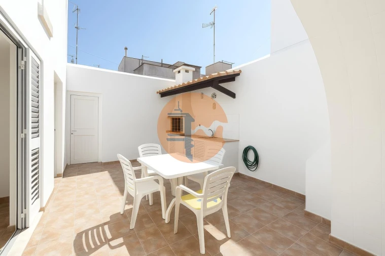 Moradia T3 para Venda em Santa Luzia Foto 3