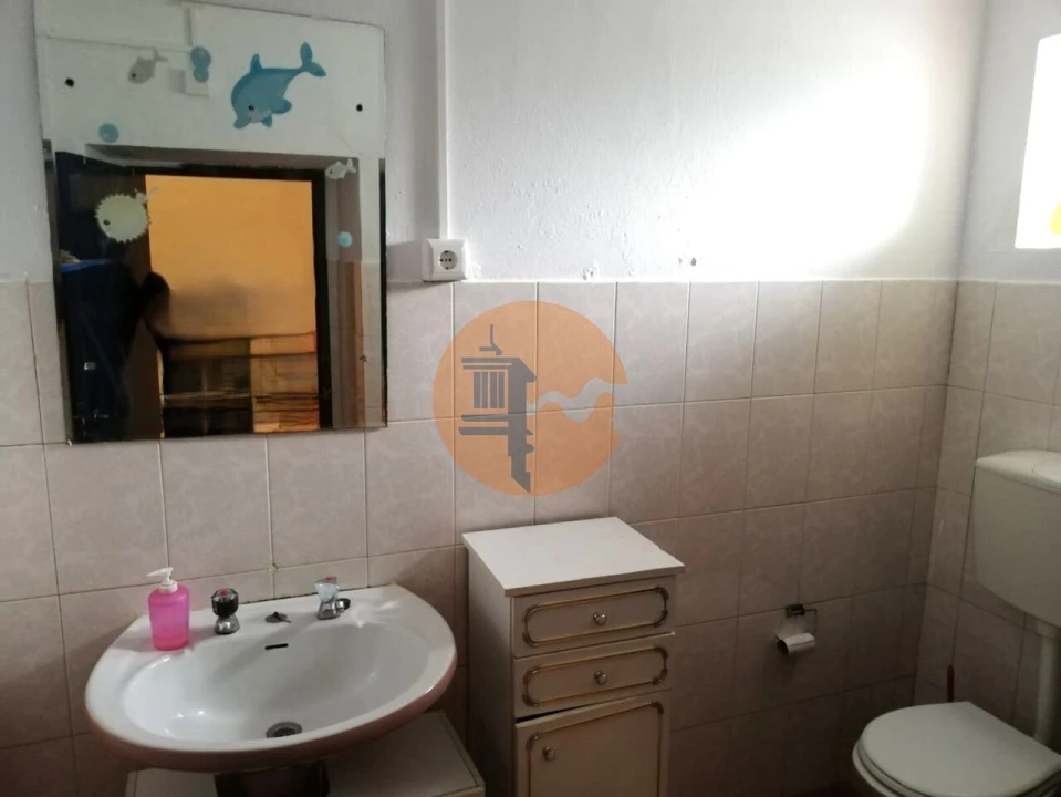 Quinta T2 para Venda em Santa Catarina da Fonte do Bispo Foto 17