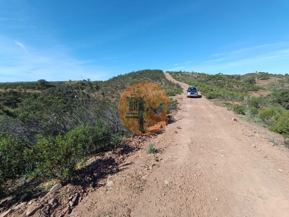 Terreno para Venda em Odeleite Foto 9