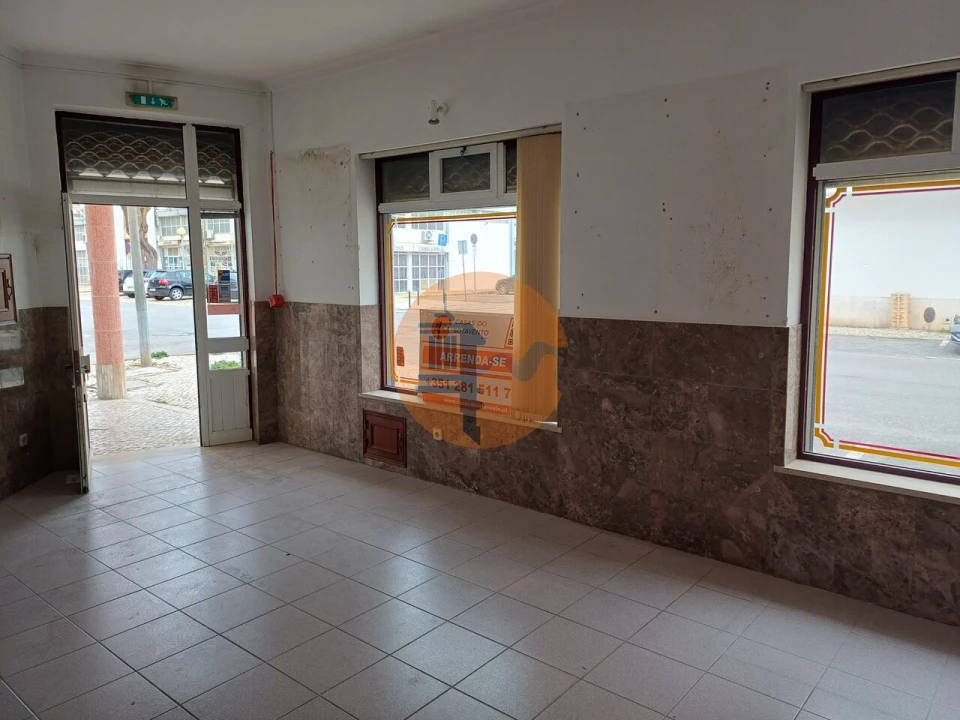 Loja para Arrendamento em Vila Real de Santo Antonio Foto 2