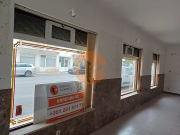 Loja para Arrendamento em Vila Real de Santo Antonio