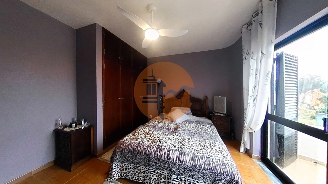 Moradia T4 para Venda em Quarteira Foto 27