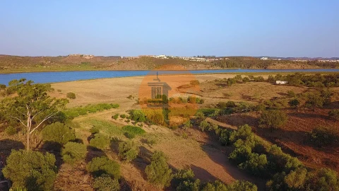 Terreno para Venda em Azinhal