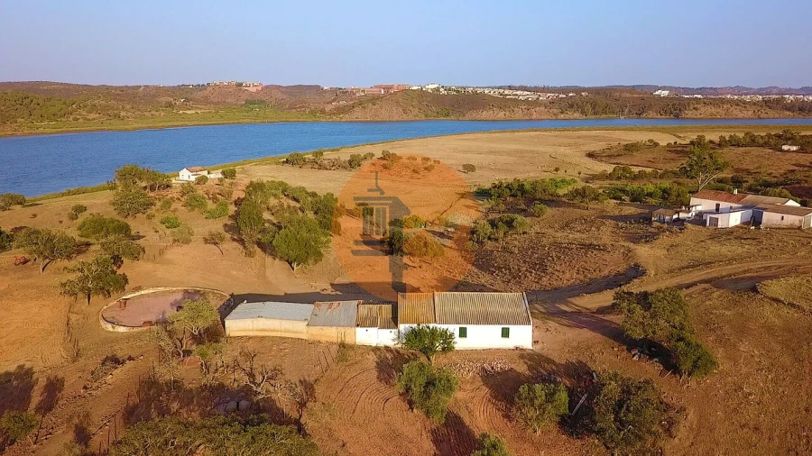 Terreno para Venda em Azinhal Foto 4