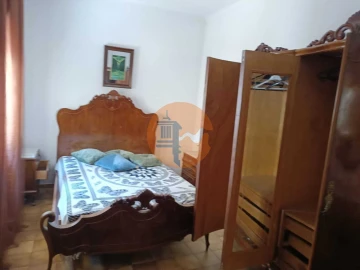 Moradia T5 para Venda em Castro Marim