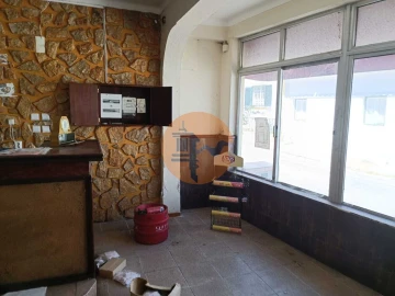 Moradia T5 para Venda em Castro Marim