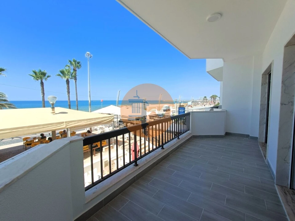 Apartamento T3 para Venda em Quarteira Foto 33