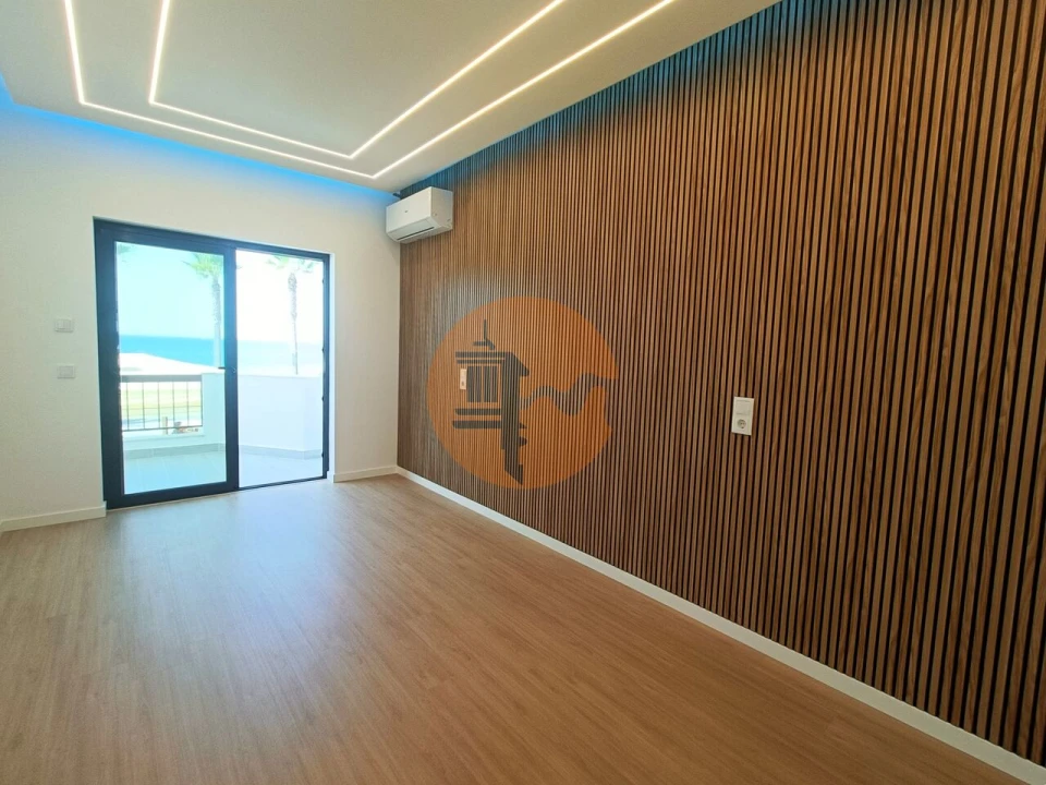 Apartamento T3 para Venda em Quarteira Foto 19