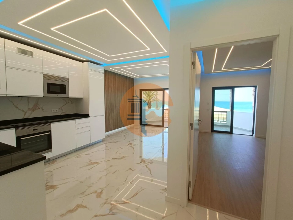 Apartamento T3 para Venda em Quarteira Foto 6