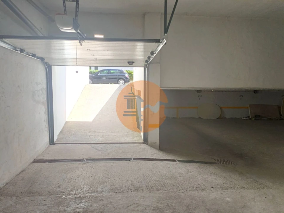 Apartamento T3 para Venda em Quarteira Foto 41