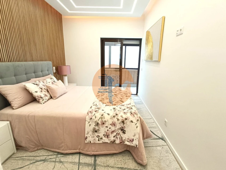 Apartamento T3 para Venda em Quarteira Foto 16