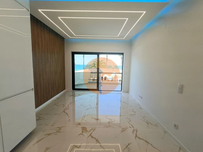 Apartamento T3 para Venda em Quarteira Foto 9