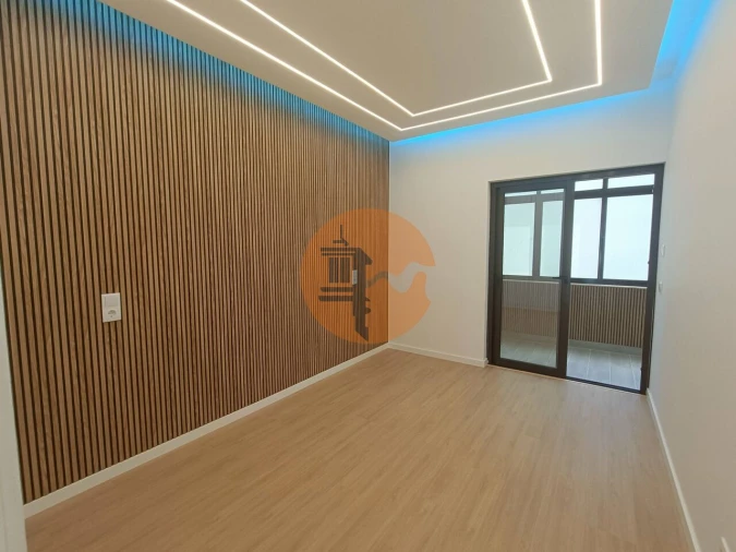 Apartamento T3 para Venda em Quarteira Foto 30