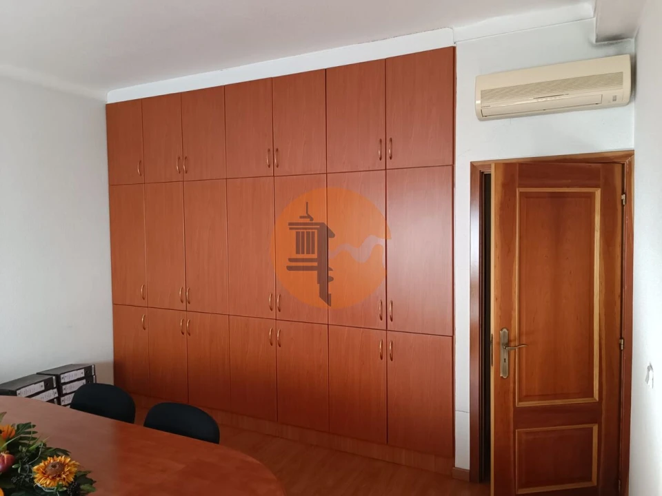 Armazém para Venda em Vila Real de Santo Antonio Foto 12