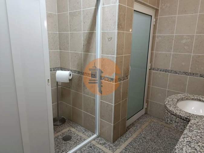 Armazém para Venda em Vila Real de Santo Antonio Foto 18