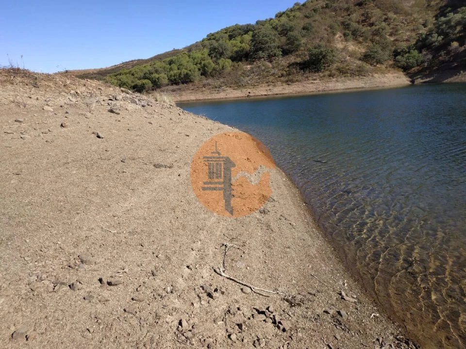 Terreno para Venda em Azinhal Foto 3