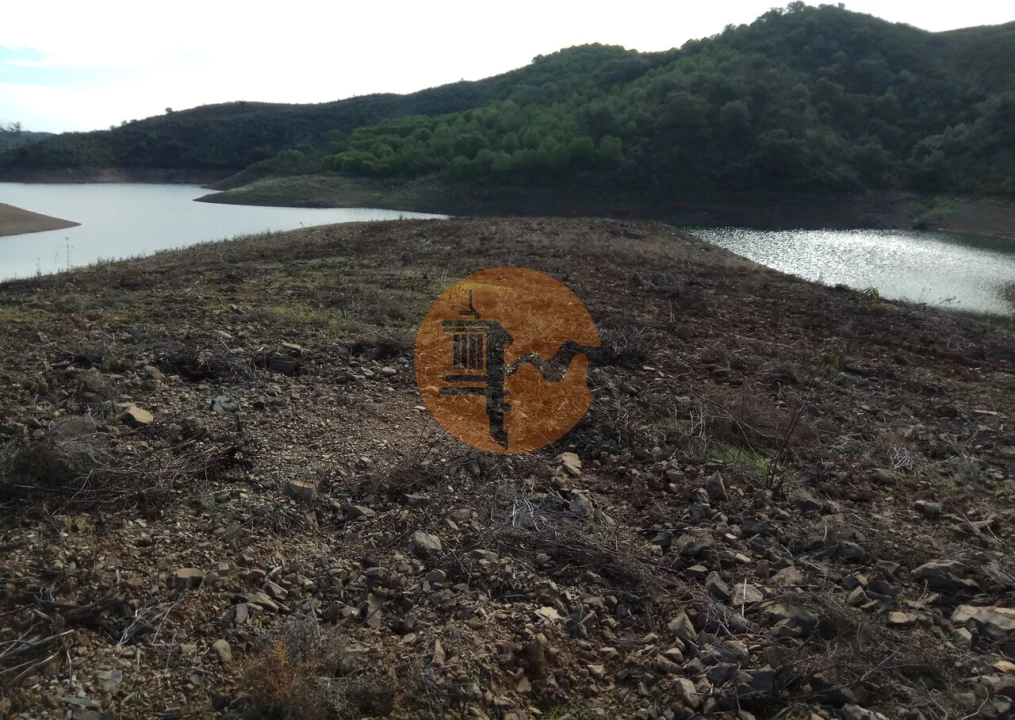 Terreno para Venda em Azinhal Foto 4