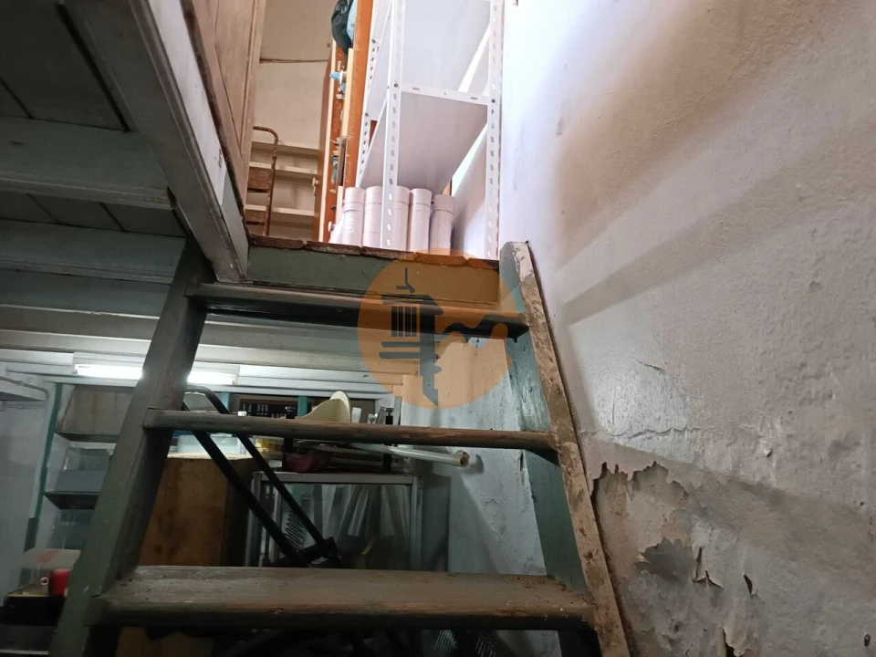 Armazém para Venda em Vila Real de Santo Antonio Foto 6