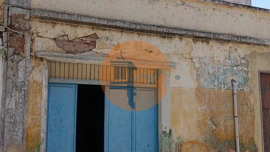 Armazém para Venda em Vila Real de Santo Antonio