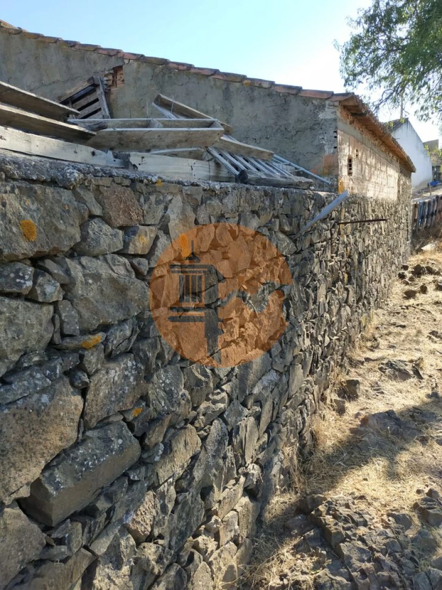 Moradia T3 para Venda em Odeleite Foto 47