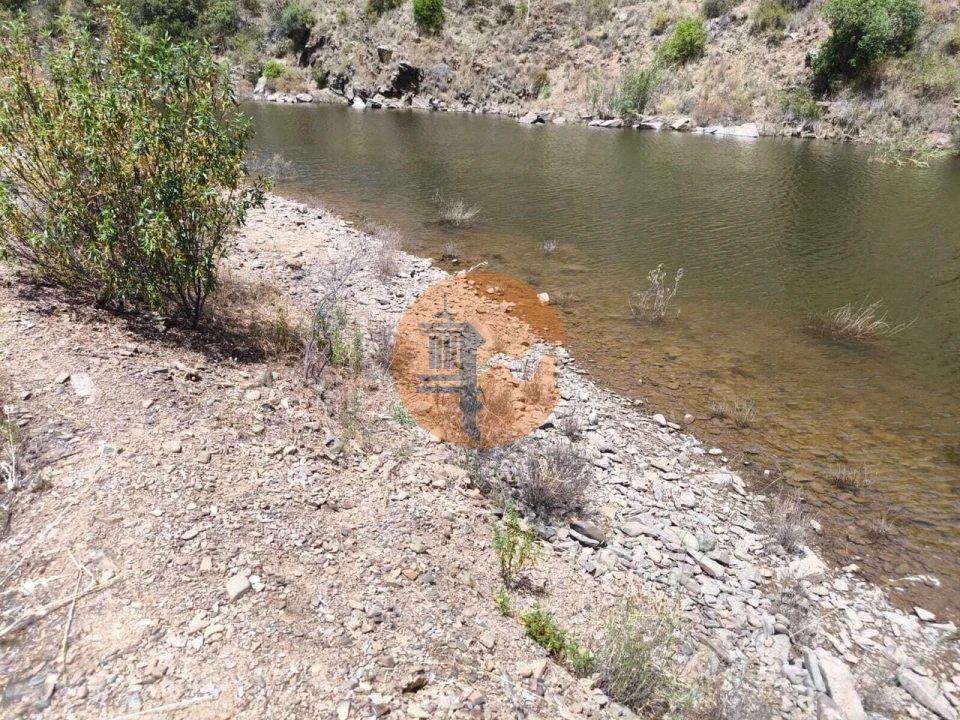 Terreno para Venda em Azinhal Foto 9