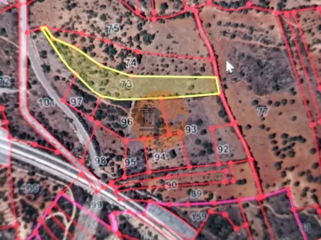 Terreno para Venda em Paderne