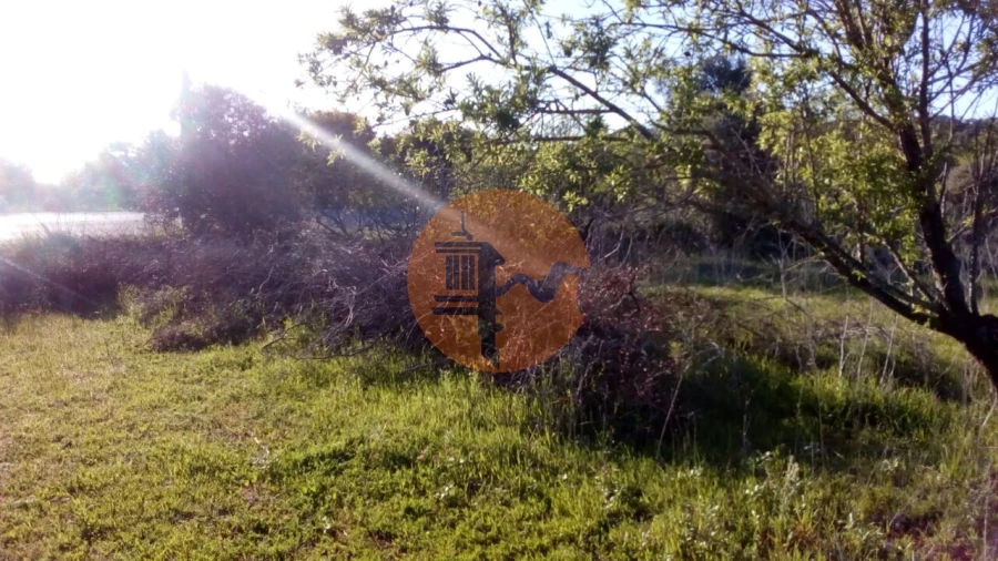 Terreno para Venda em Paderne Foto 8