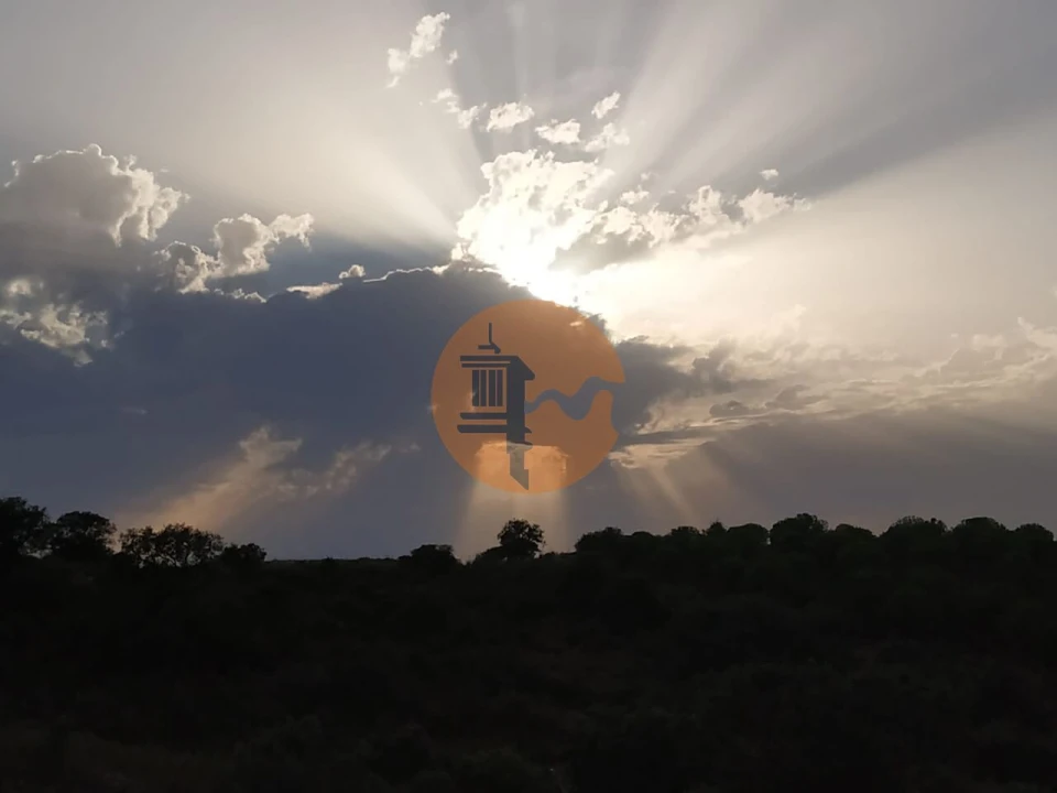 Terreno para Venda em Azinhal Foto 9