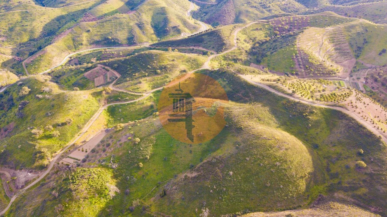 Terreno para Venda em Azinhal Foto 9