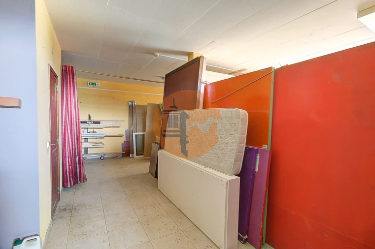 Loja para Venda em Monte Gordo Foto 9