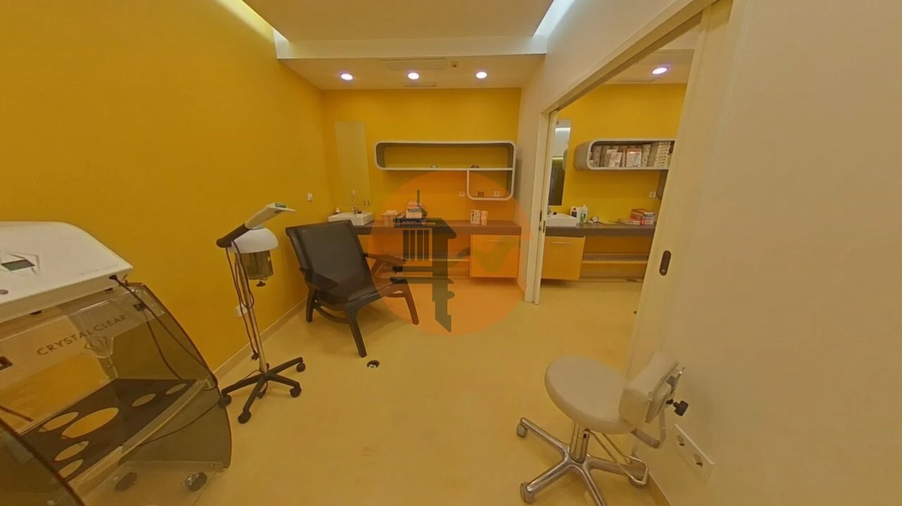 Loja para Venda em Olhão Foto 8