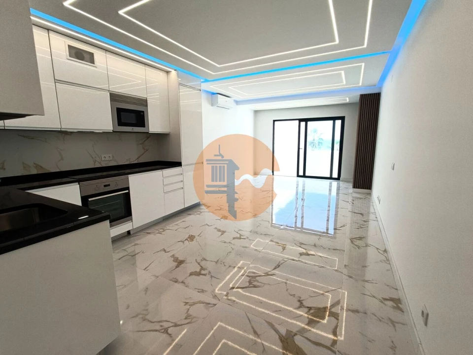 Apartamento T2 para Venda em Quarteira Foto 6