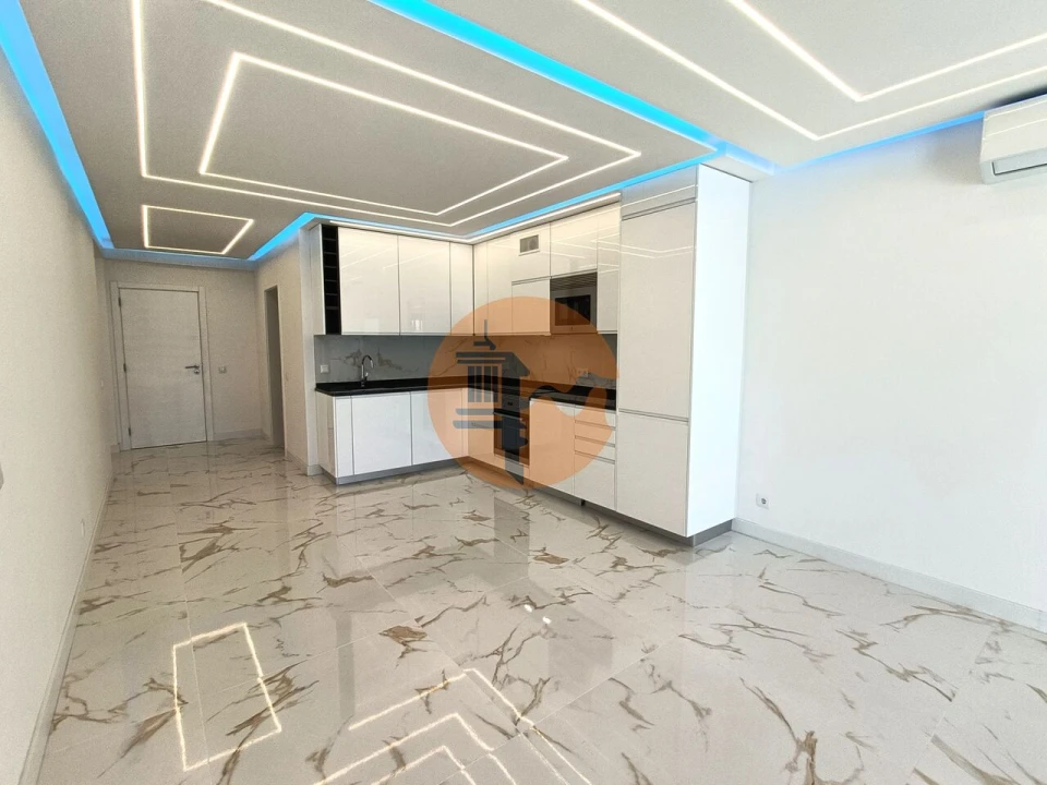 Apartamento T2 para Venda em Quarteira Foto 7