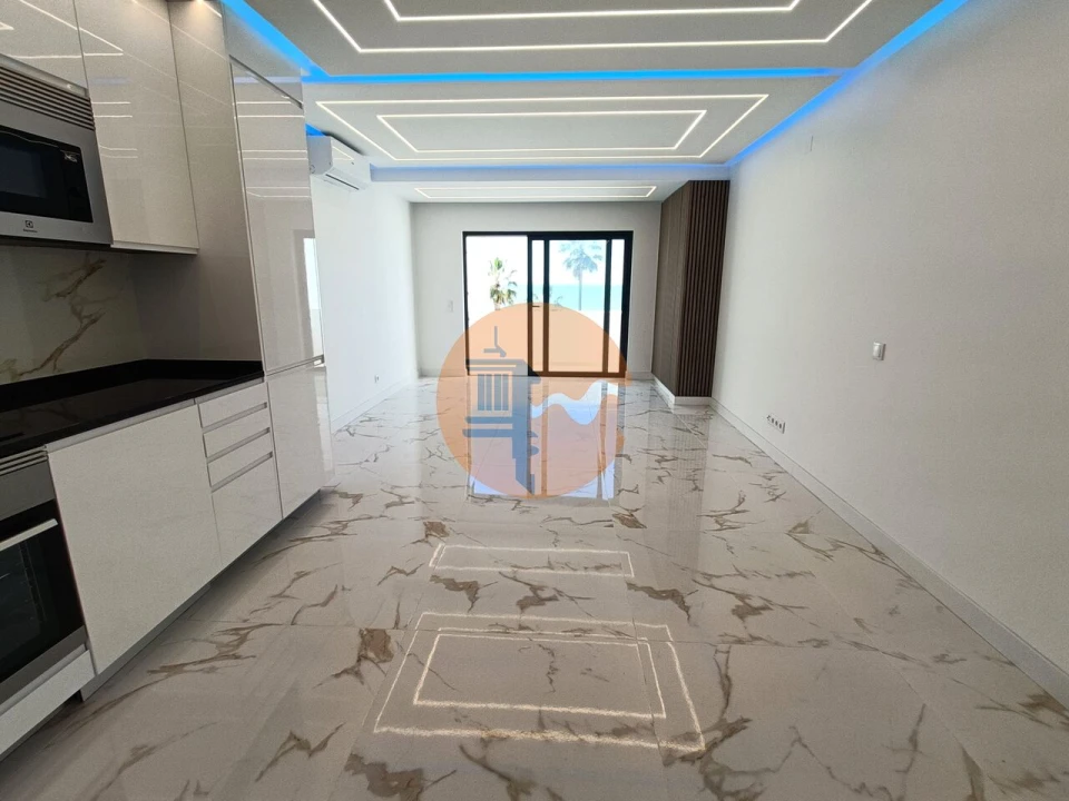 Apartamento T2 para Venda em Quarteira Foto 9