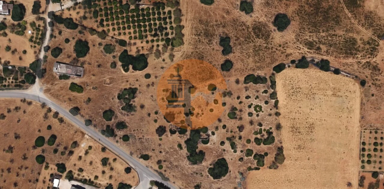 Terreno para Venda em Quelfes Foto 30