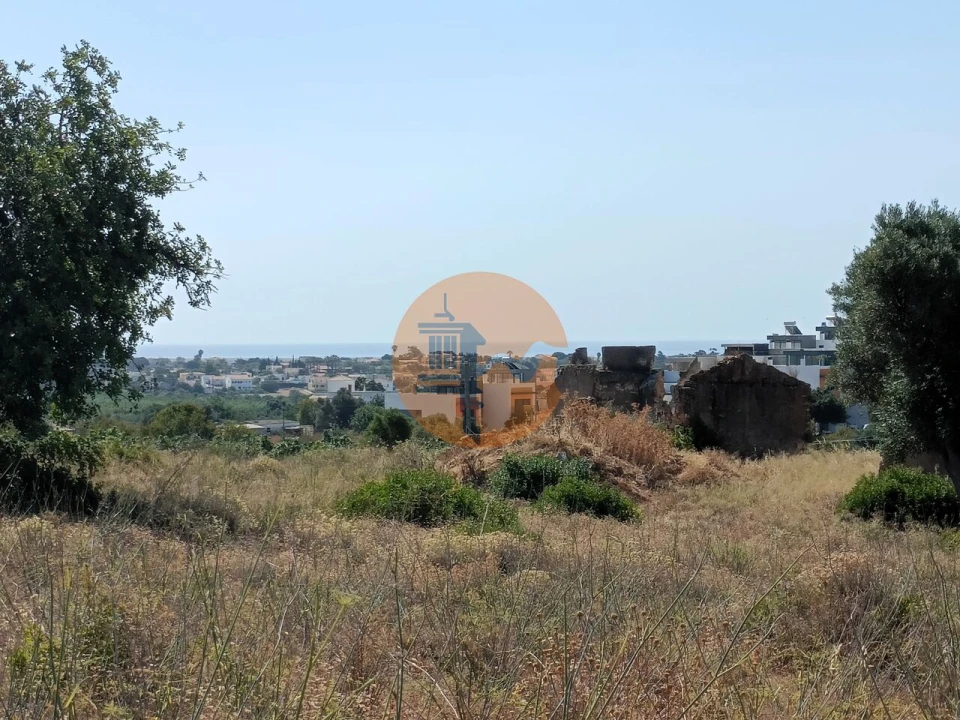 Terreno para Venda em Quelfes Foto 6