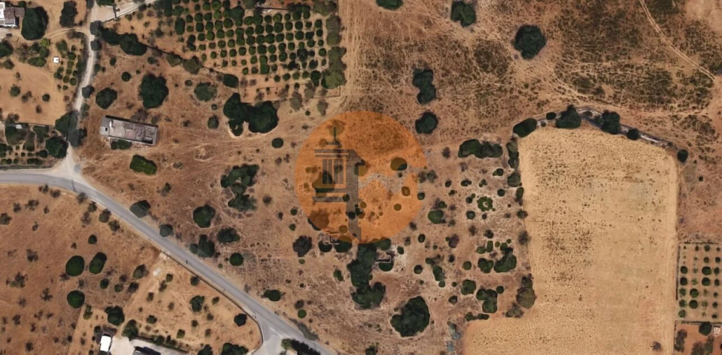 Terreno para Venda em Quelfes Foto 30